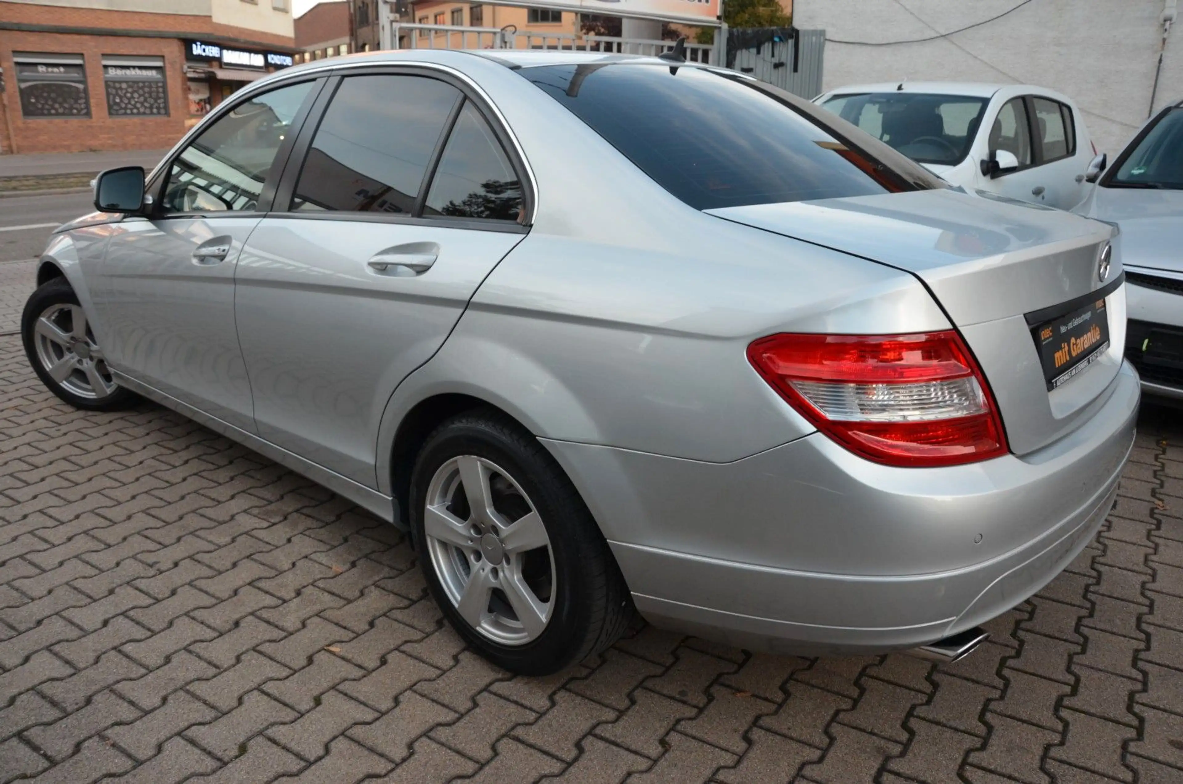 Mercedes-Benz C 220 Leder Navi PDC Tüv Neu Inspektion Neu — photo 8
