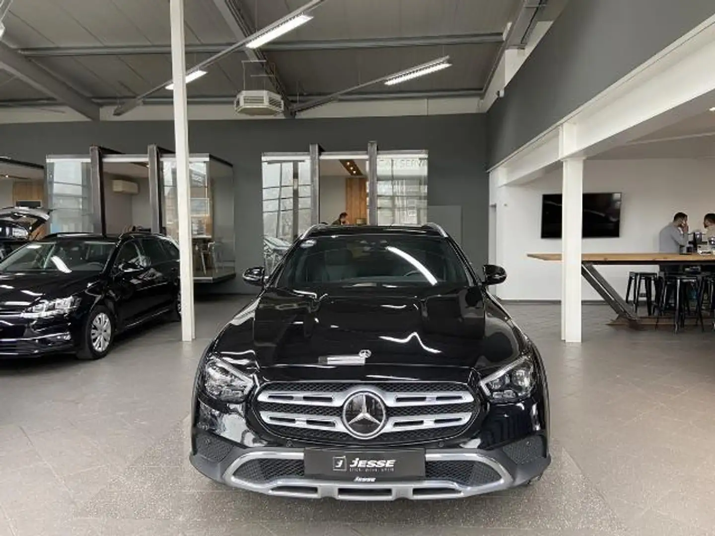 Mercedes-Benz E 400 d T All-Terrain 4M LED Wide Distr.+ Pano Schwarz - 2