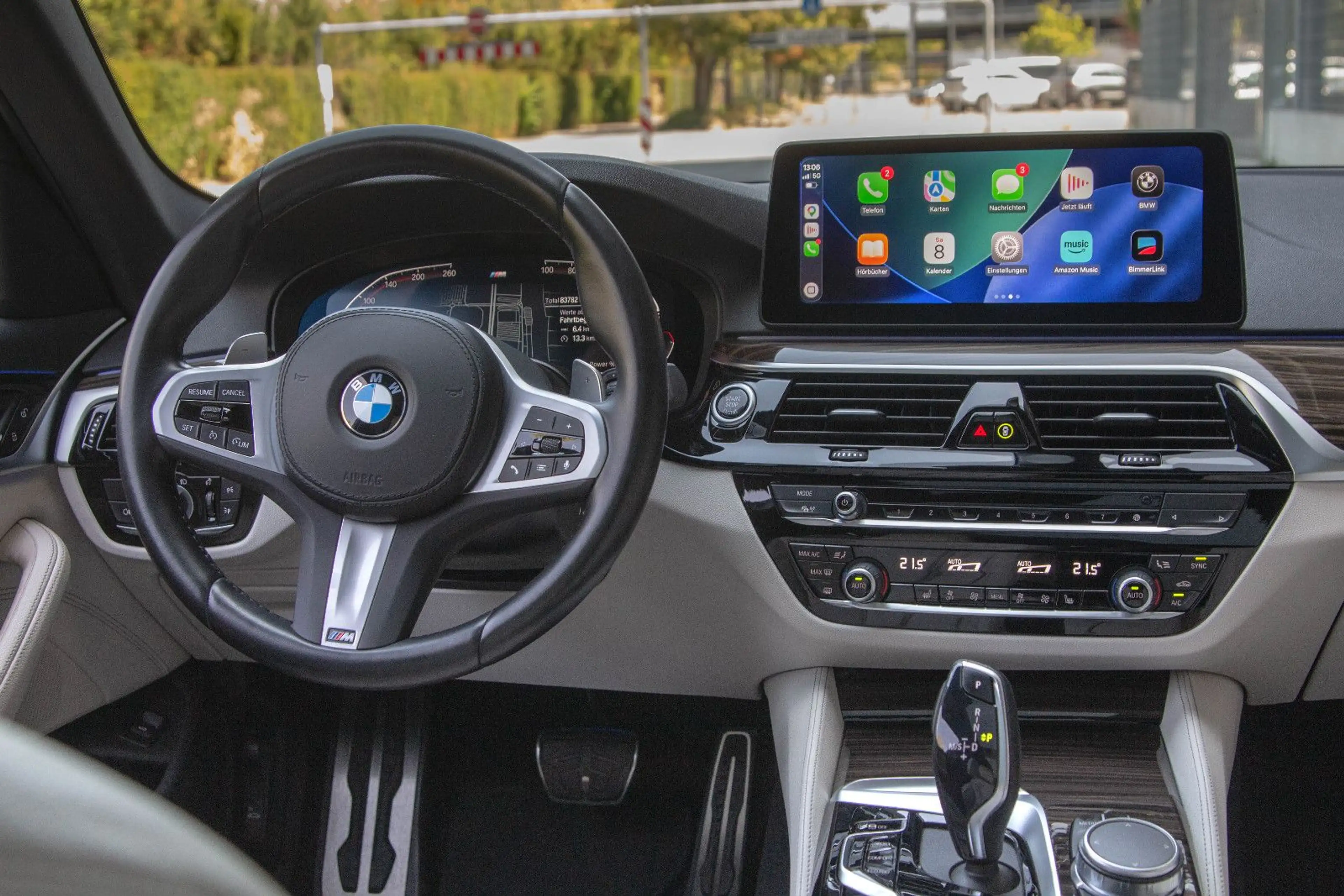 BMW 540 d xDrive *M Sport Pro*HUD*360°*PANO*KeylessGo — photo 4