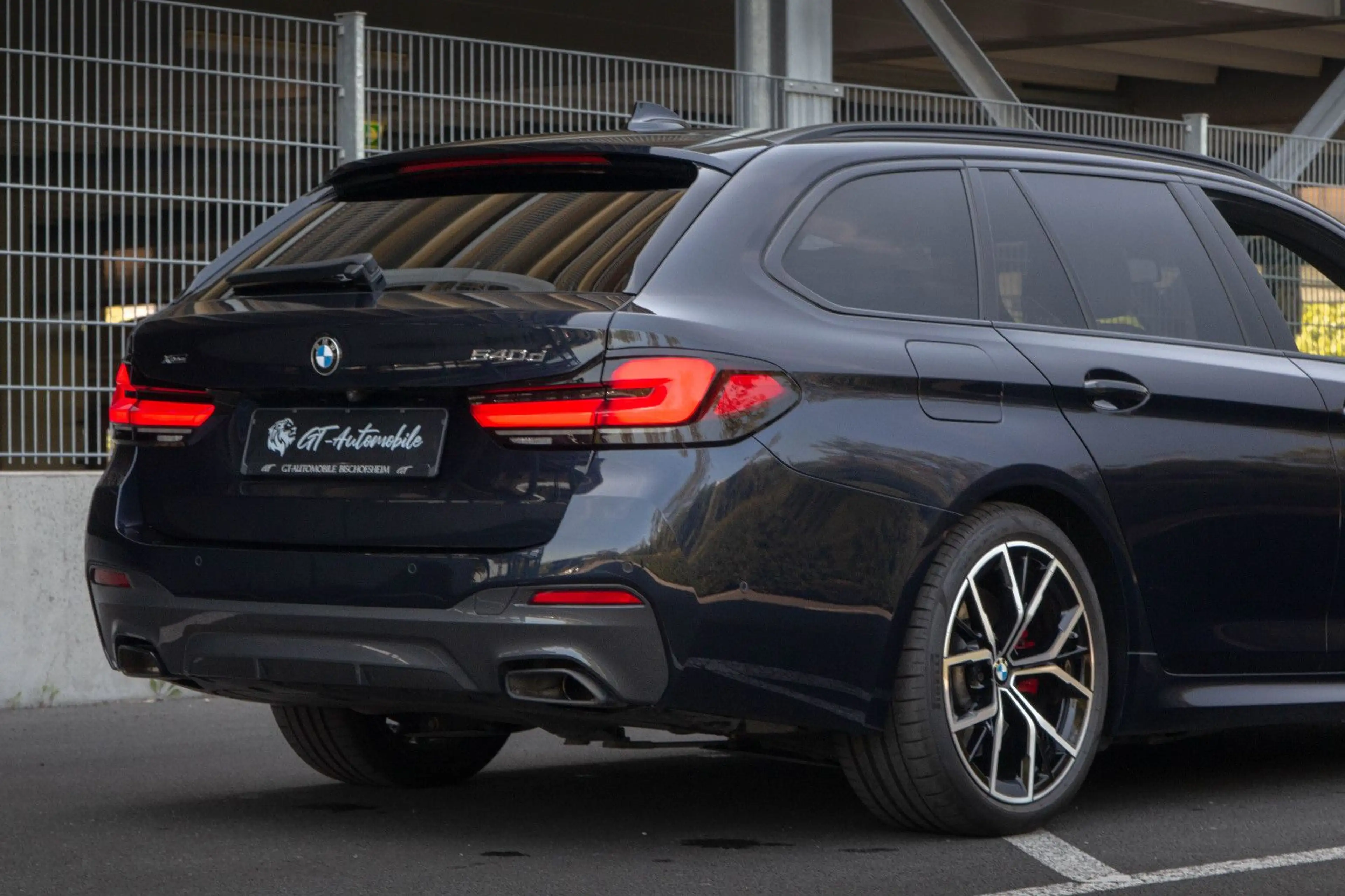 BMW 540 d xDrive *M Sport Pro*HUD*360°*PANO*KeylessGo — photo 10