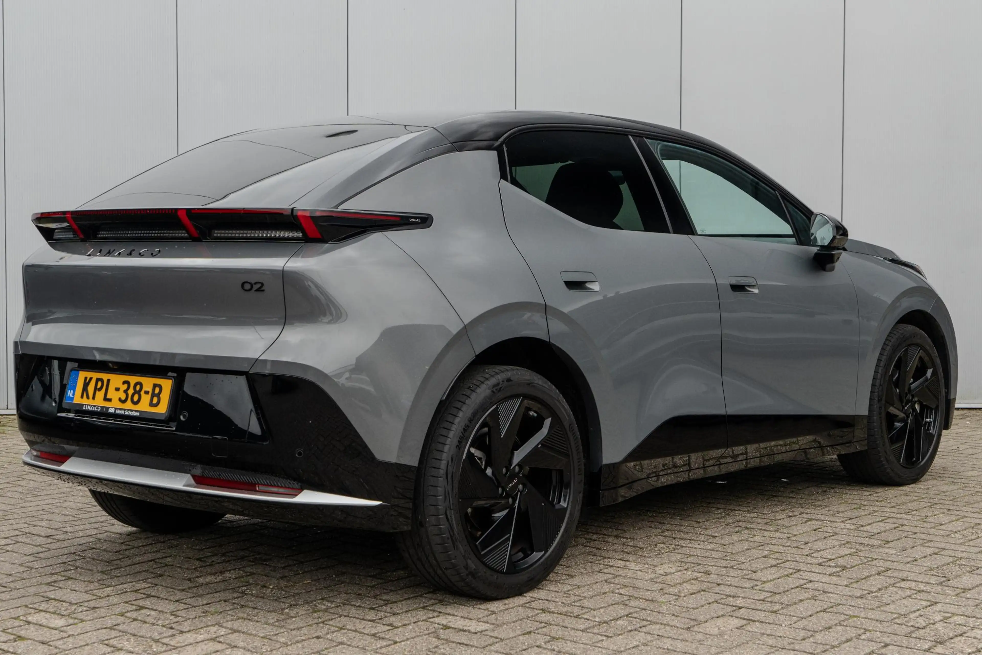 Lynk & Co 02 More 66 kWh | 360 Graden Camera | Harman Kardon | — photo 4