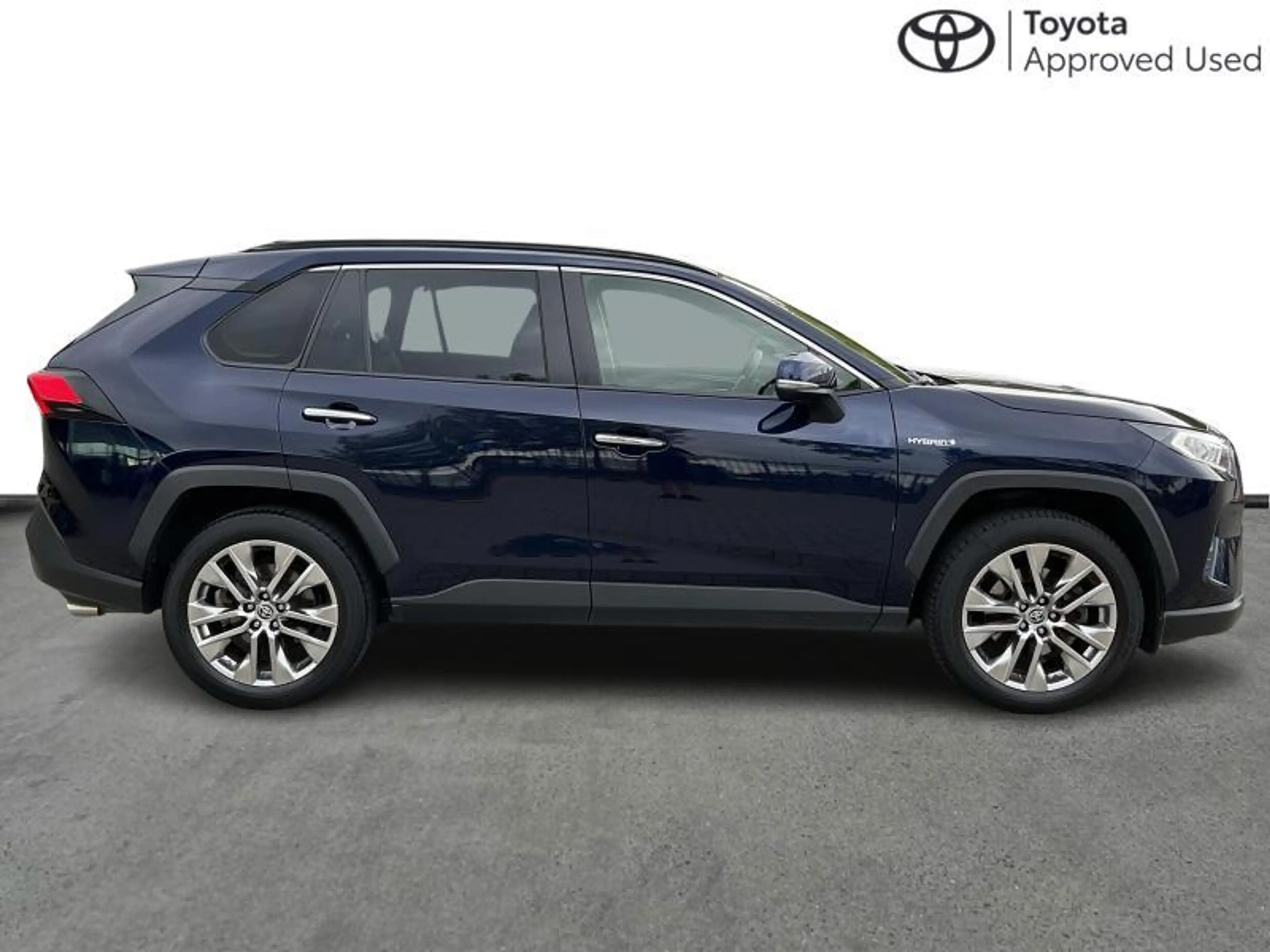 Toyota RAV4 Premium Plus JBL PANO — photo 10