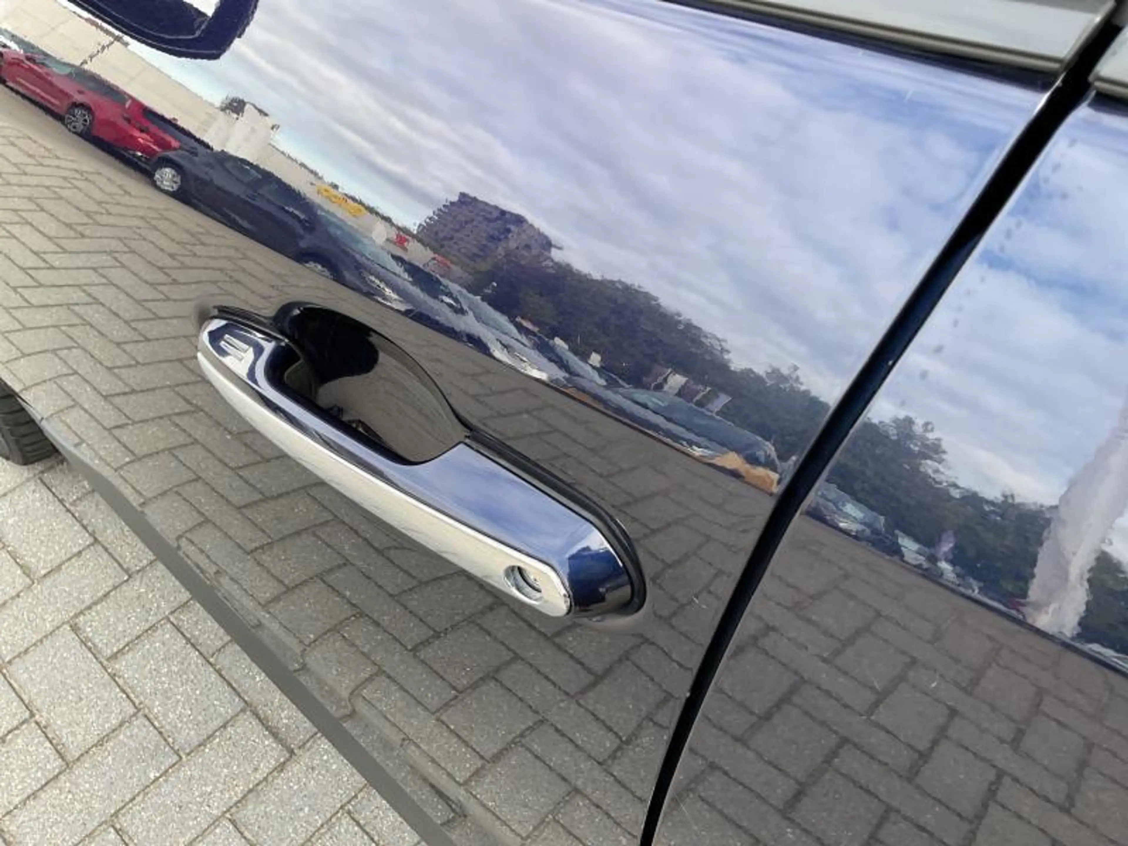 Toyota RAV4 Premium Plus JBL PANO — photo 24