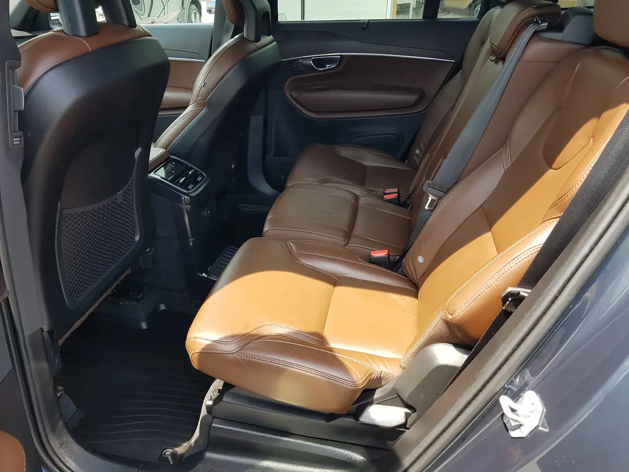 Volvo XC90 снимка Volvo XC90