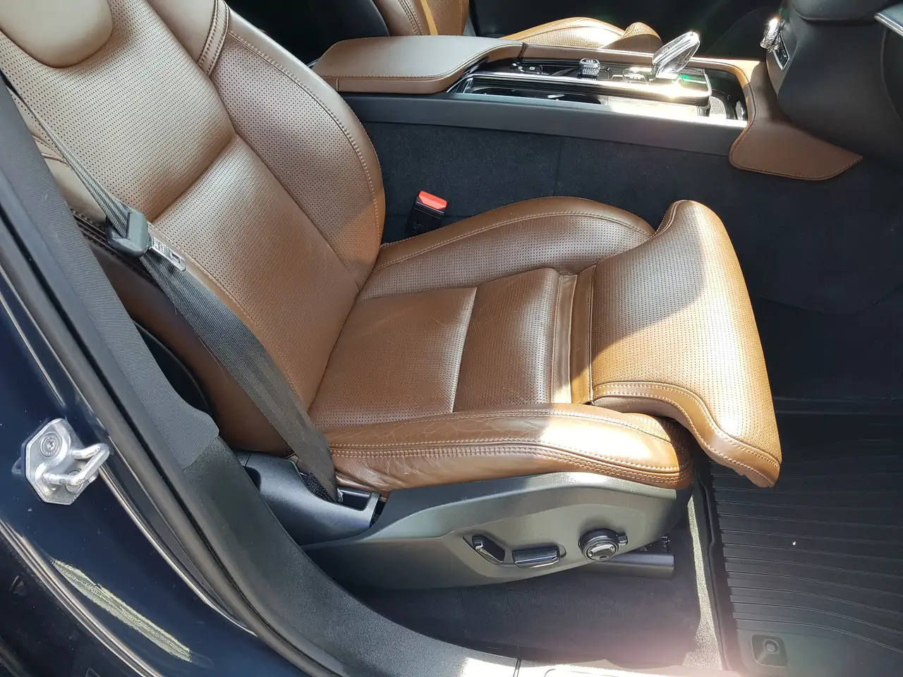 Volvo XC90 снимка Volvo XC90