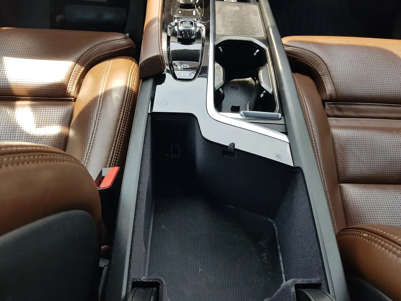 Volvo XC90 снимка Volvo XC90