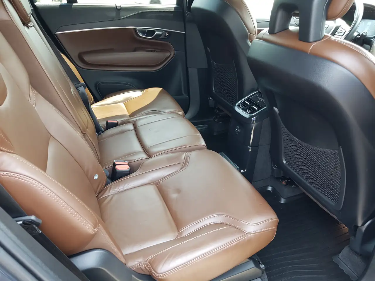 Volvo XC90 снимка Volvo XC90