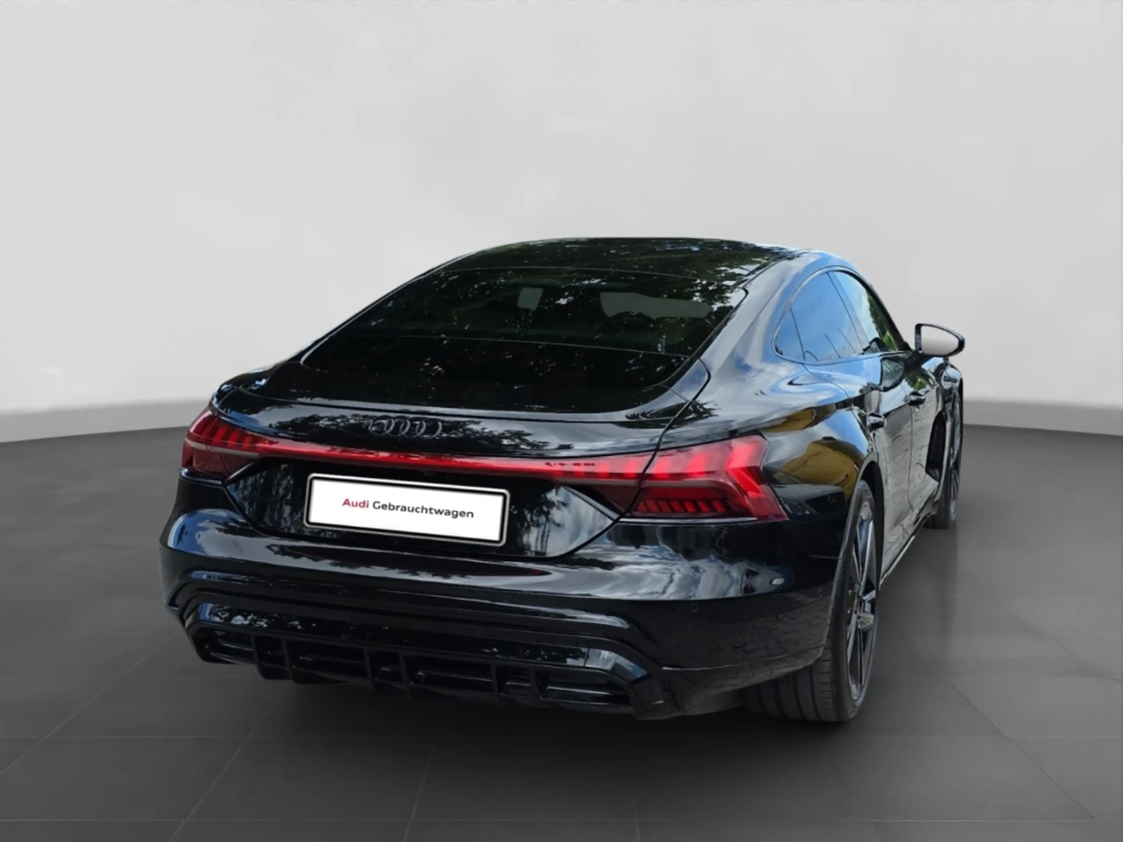 Audi e-tron GT quattro Alu LED Pano Navi ACC B&O Sitzh. — photo 6