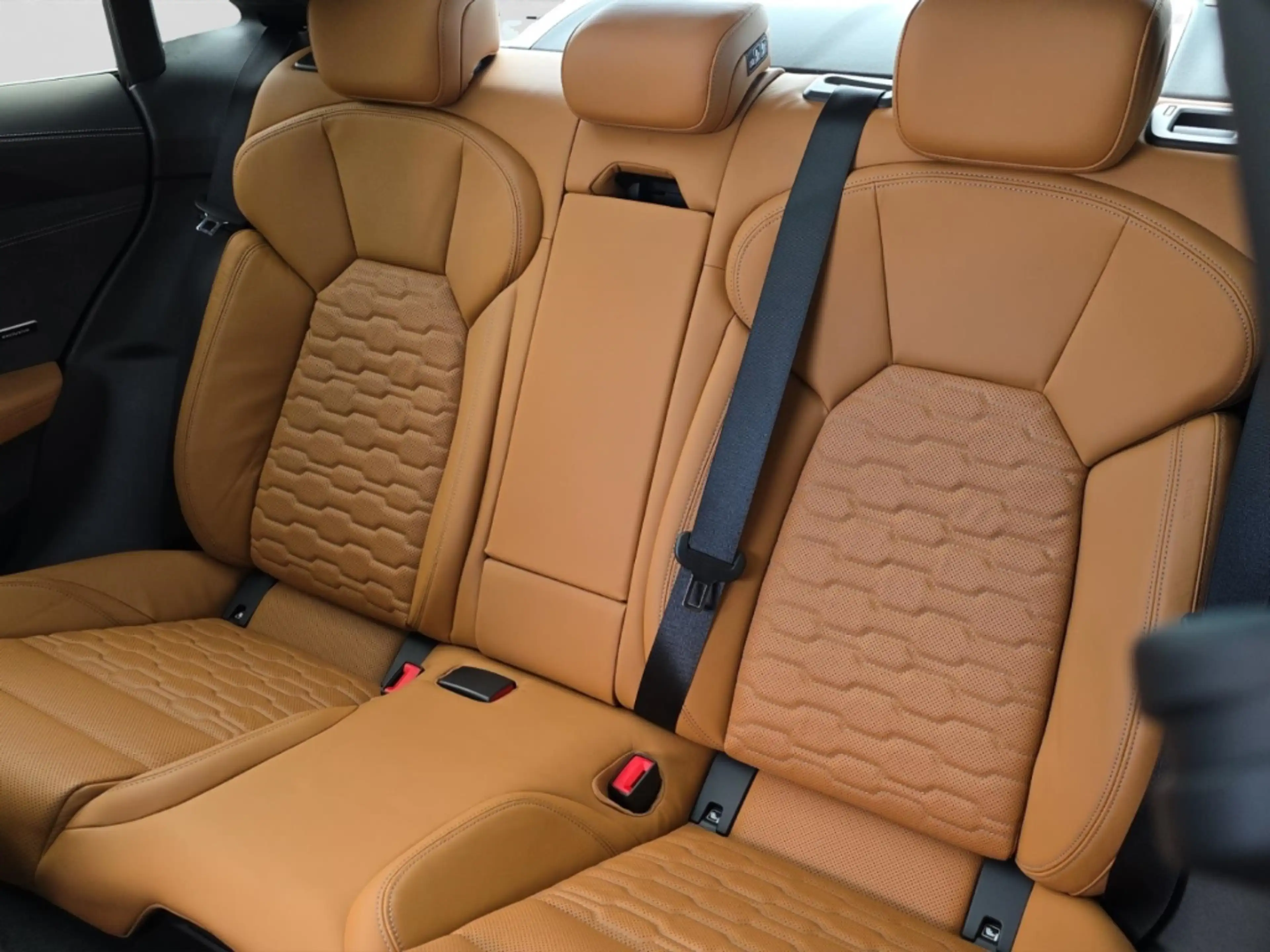Audi e-tron GT quattro Alu LED Pano Navi ACC B&O Sitzh. — photo 13