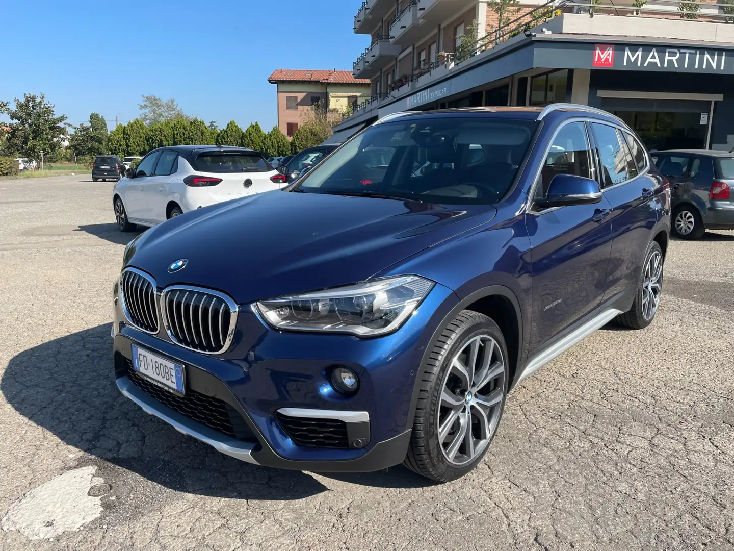 BMW X1 X1 xDrive20d xLine Aut. TAGLIANDI BMW Blauw - 1