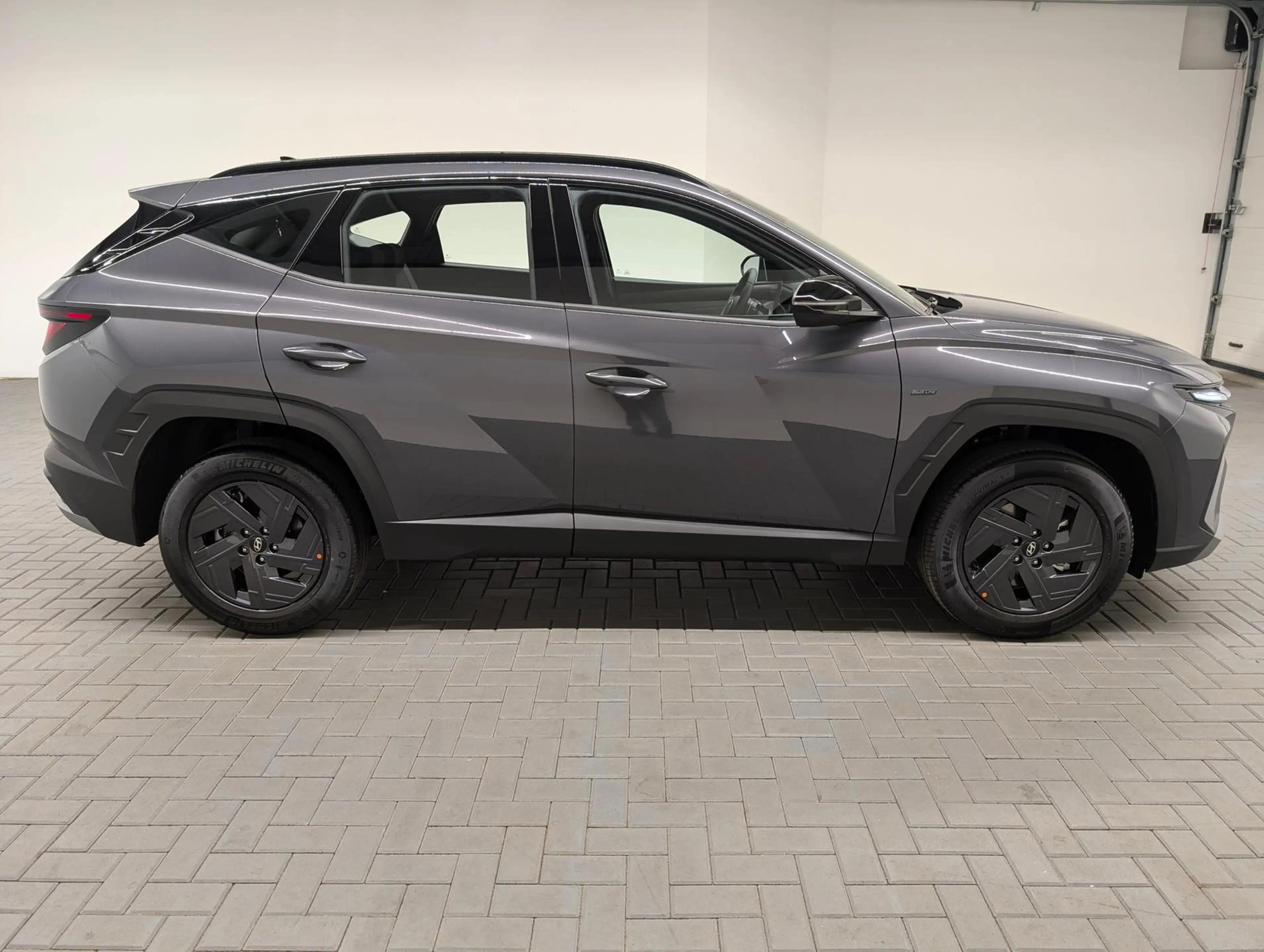 Hyundai TUCSON HEV Black Line LED/Kam/SHZ/Navi/Tempomat — photo 5