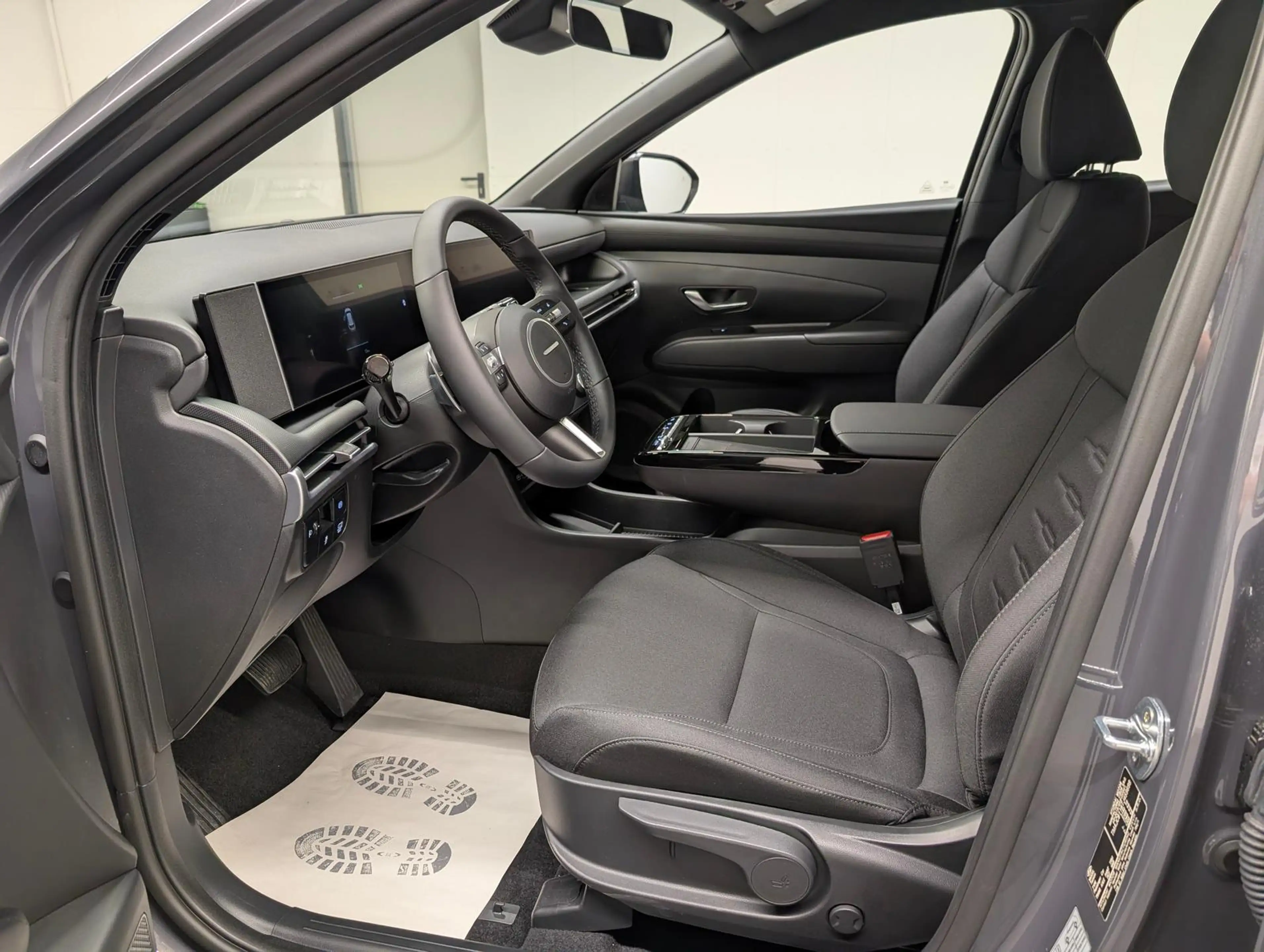 Hyundai TUCSON HEV Black Line LED/Kam/SHZ/Navi/Tempomat — photo 9
