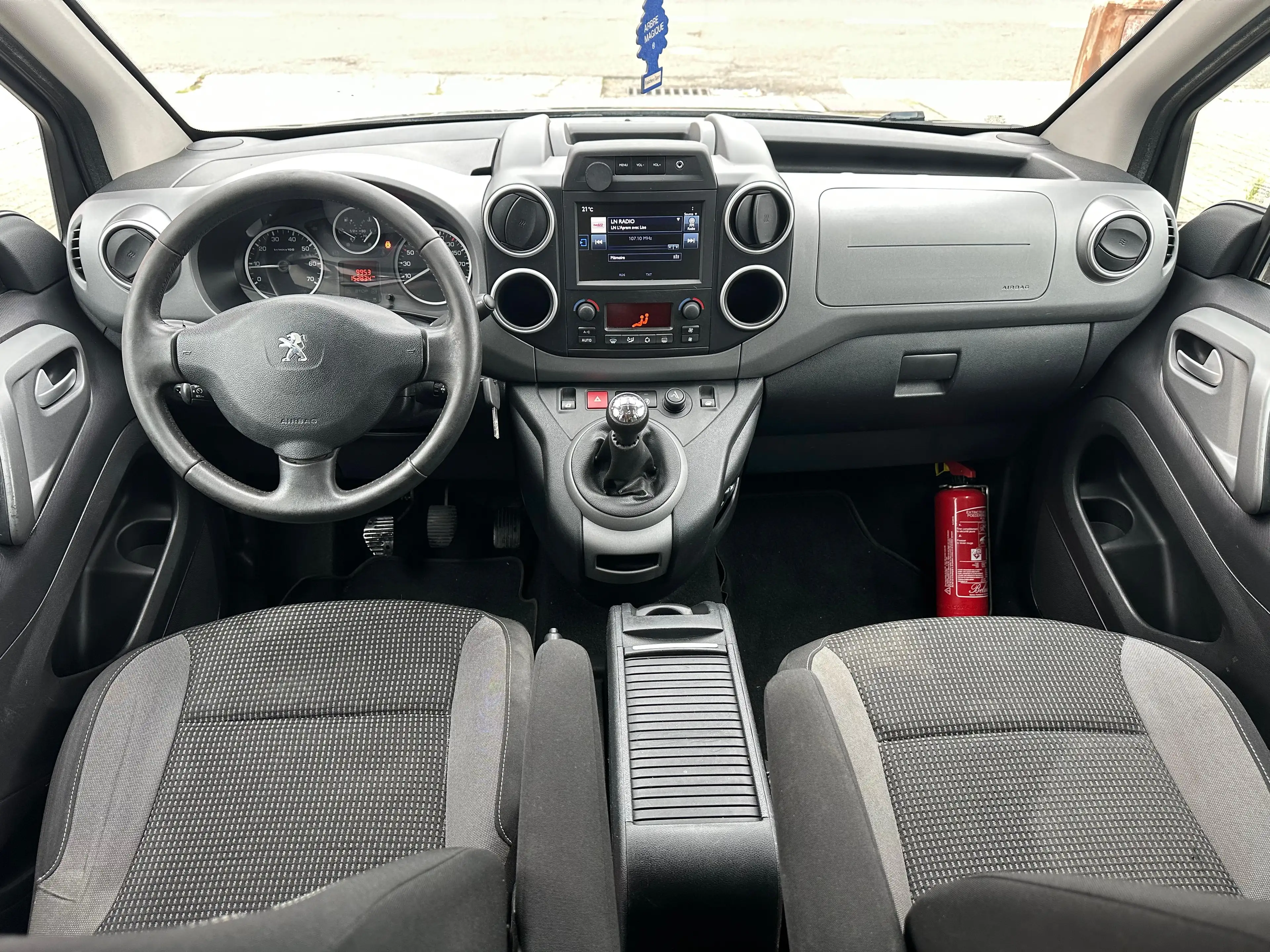 Peugeot Partner Partner Tepee 1.6 7 places — photo 13