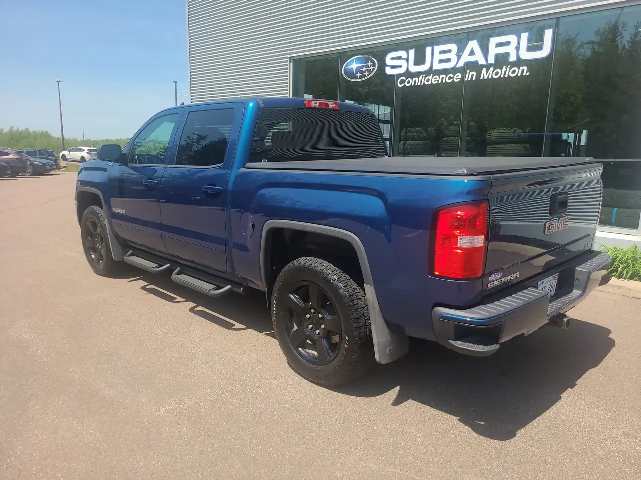 GMC Sierra 1500 photo GMC Sierra 1500