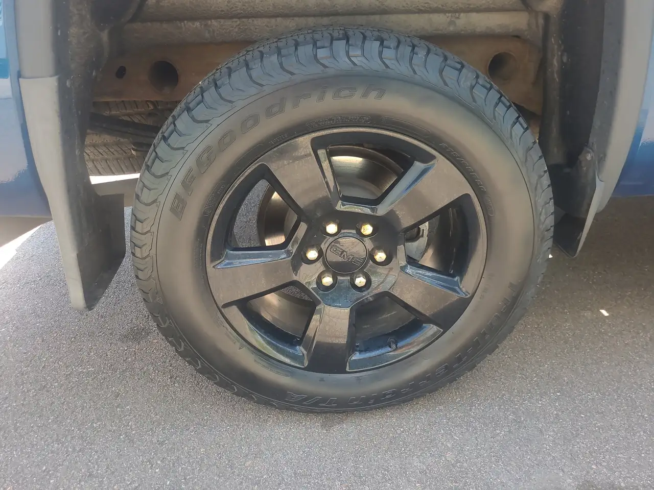 GMC Sierra 1500 photo GMC Sierra 1500