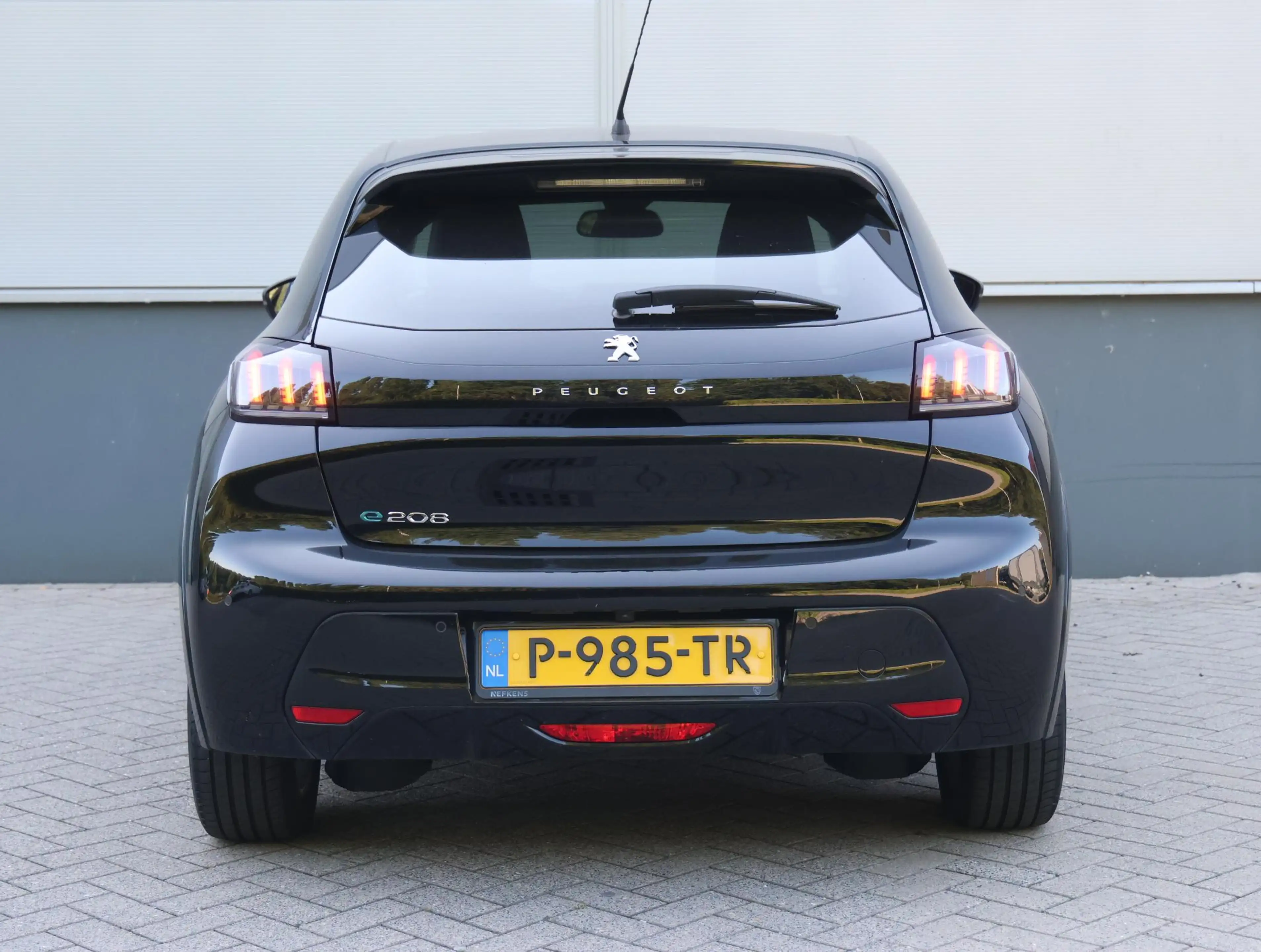 Peugeot e-208 EV Allure Pack 50 kWh — photo 7