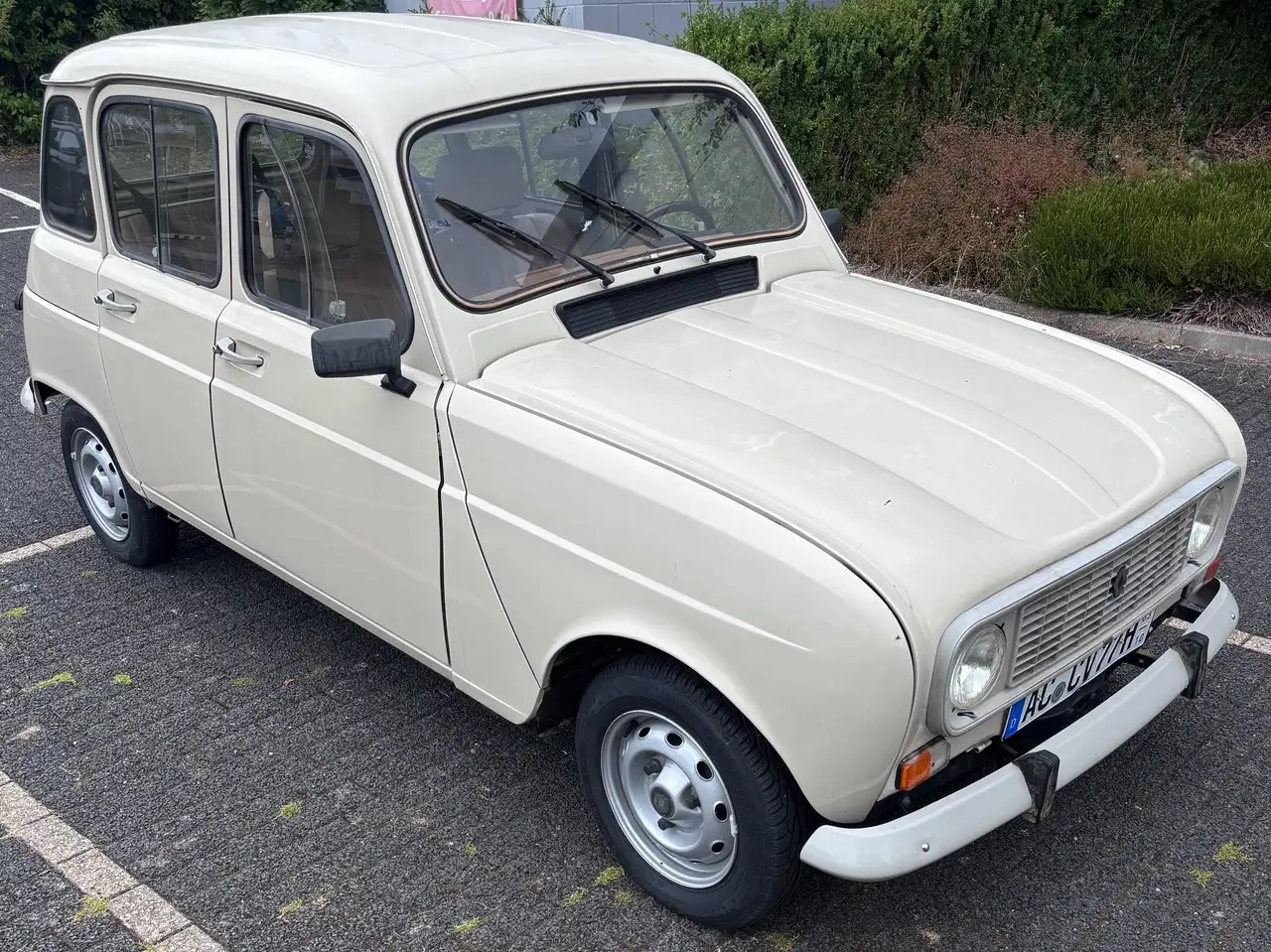 Renault R 4 L,1 Jahr Gewährleistung, foto 3