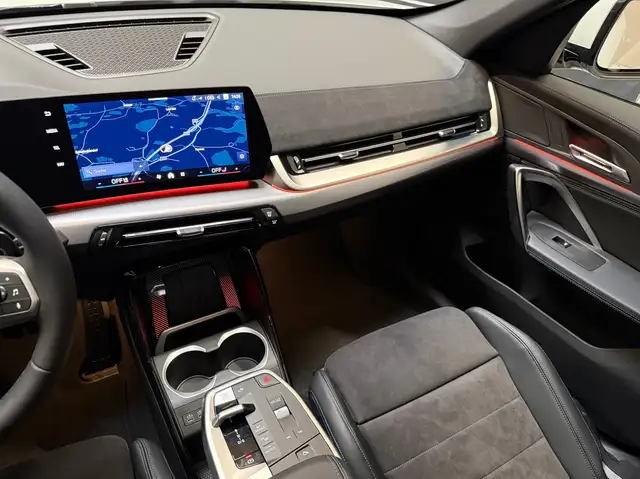 BMW X1 view 14