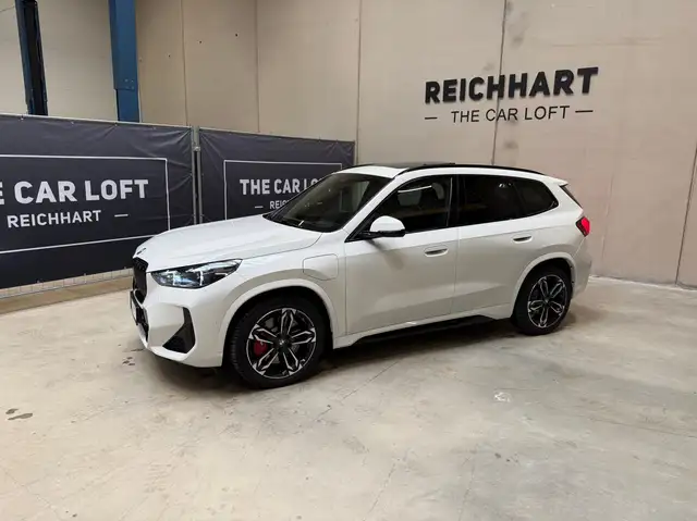 BMW X1 view 2