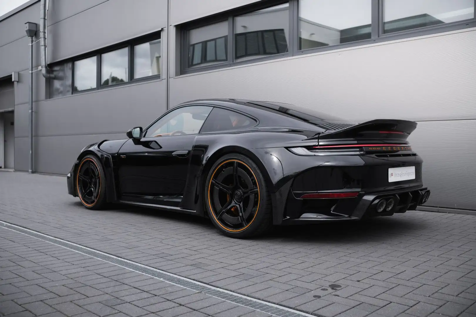Porsche 992 911 BRABUS ROCKET R "1 of 25"- 900 PS - VOLL Schwarz - 2