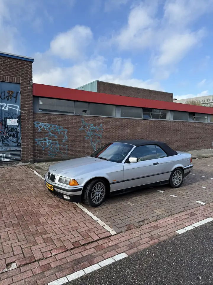 BMW 118 Cabrio, foto 2
