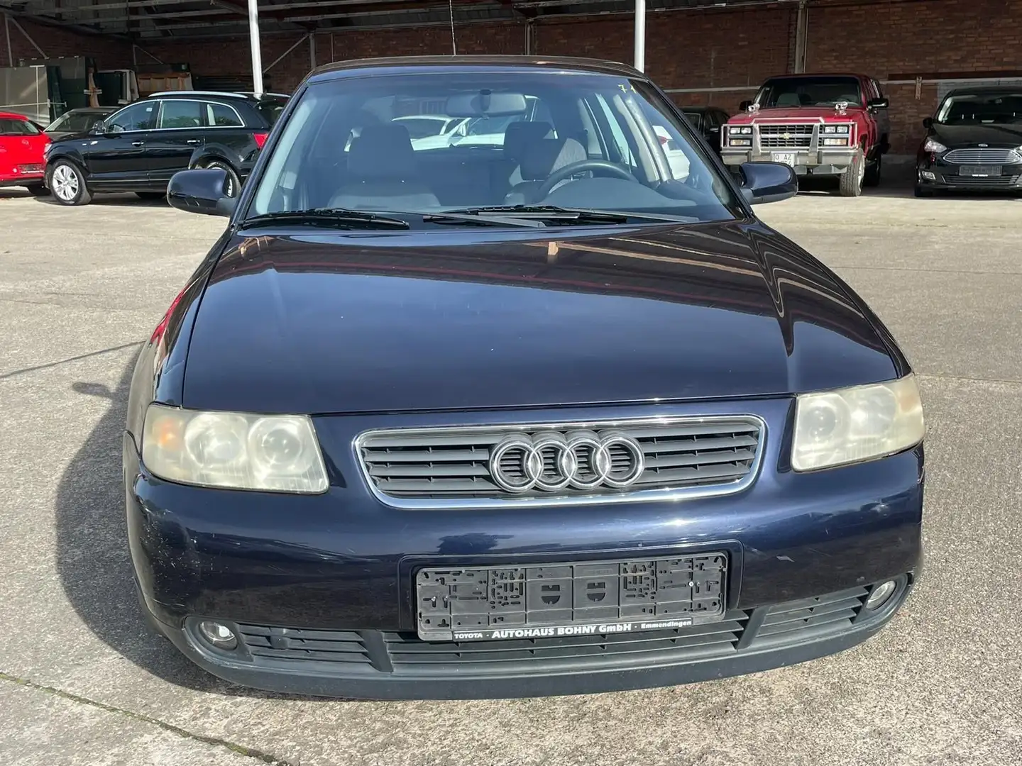 Audi A3 1.6 Ambiente/KLIMAAUTOMATIK/EL.Fenster - 2