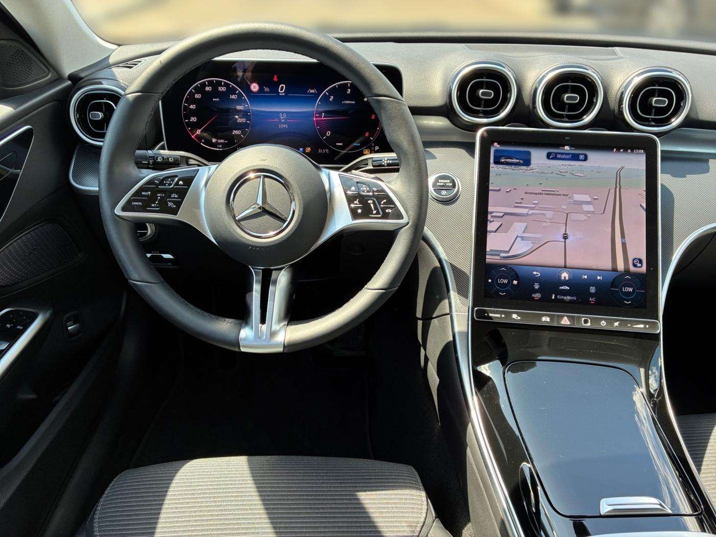 Mercedes-Benz C 220