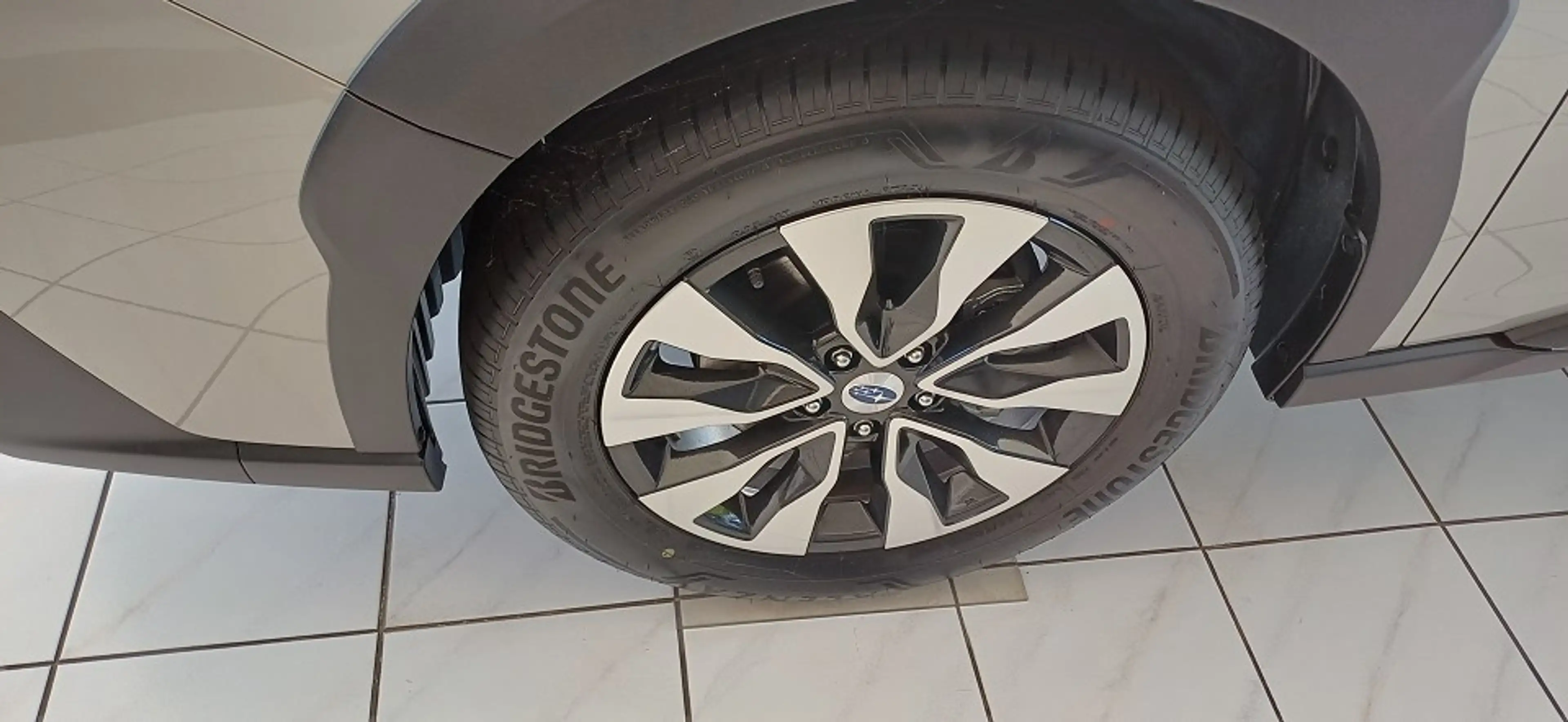 Subaru OUTBACK 2,5i Platinum Lineartr — photo 4