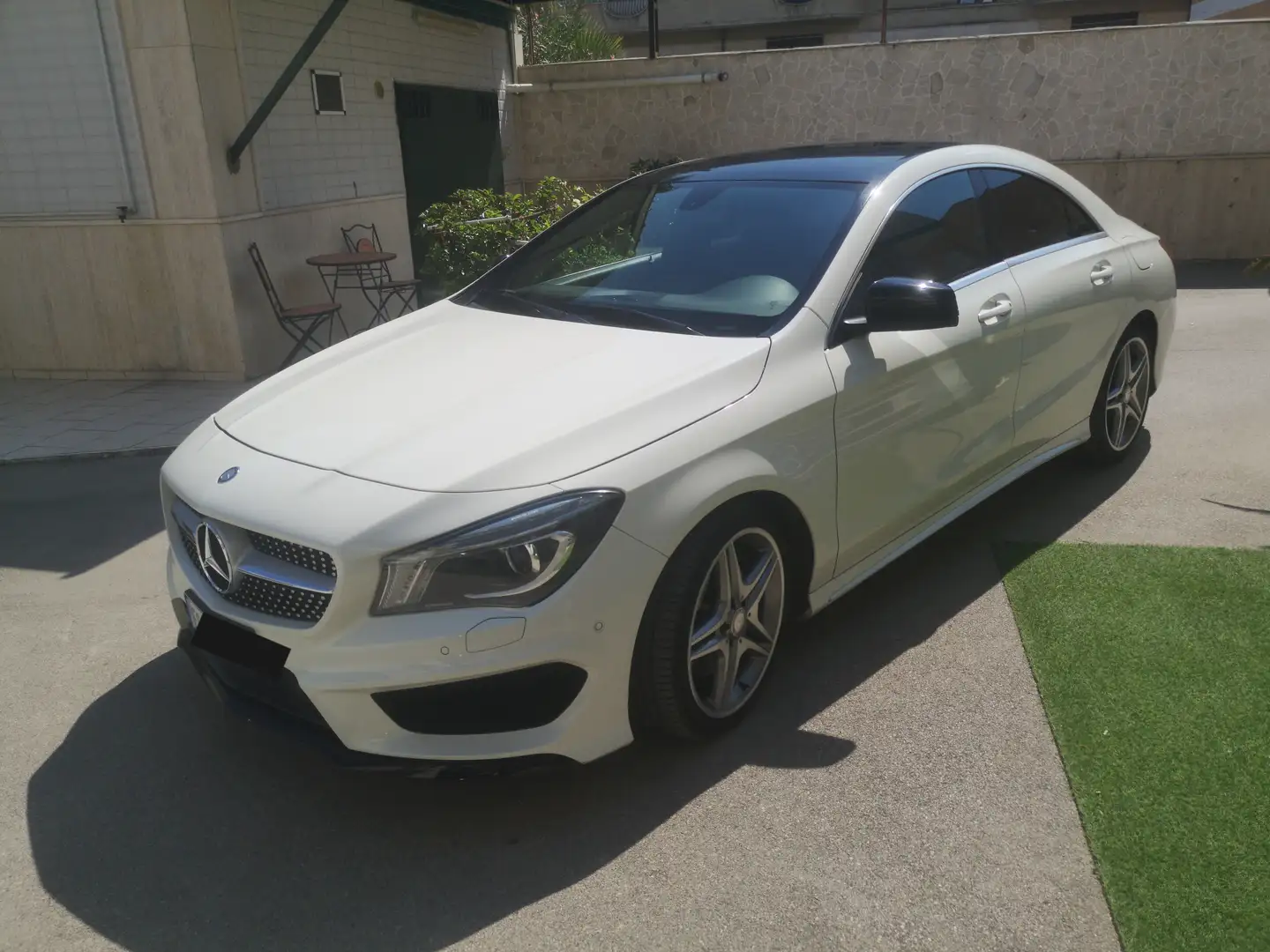 Mercedes-Benz CLA 220 CLA+-+C117+cdi+Premium+170cv+auto Bianco - 1