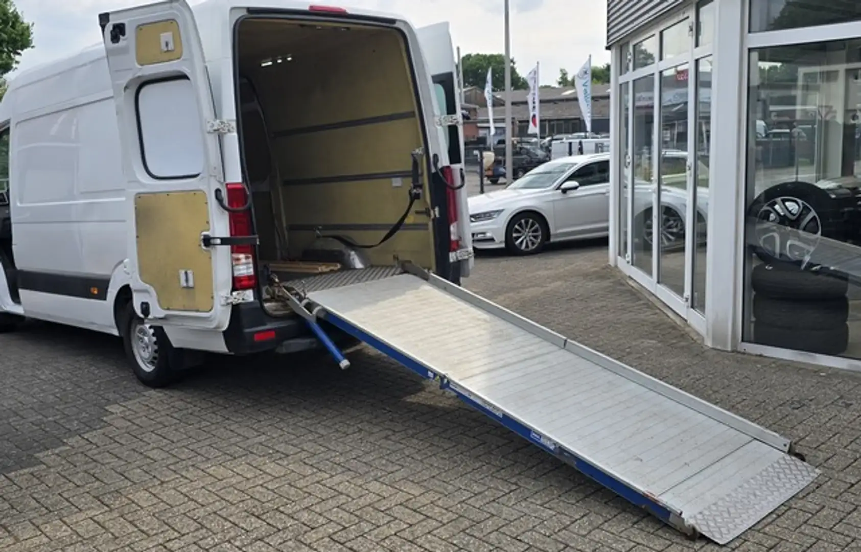 Hyundai H350  ABS+Spurassist+Elektr.FH+ZV+Servo Weiß - 2