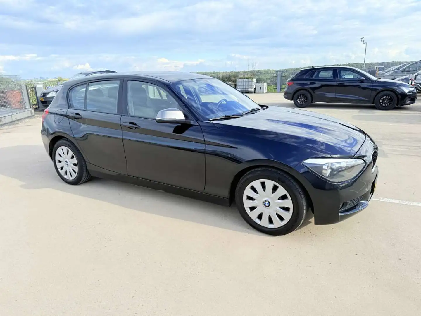 BMW 116 d  116 Efficient Dynamics Noir - 2