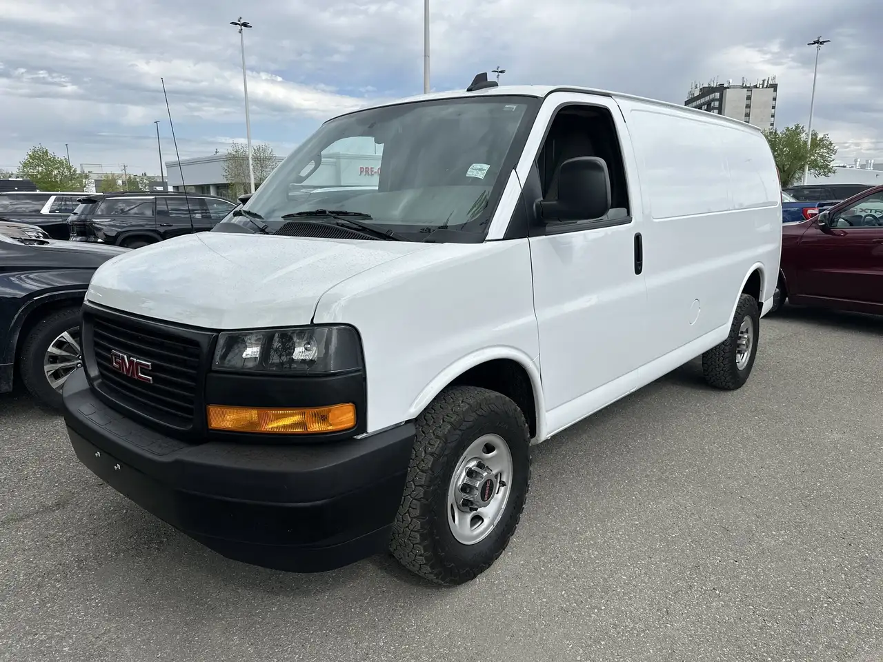 2024 GMC Savana