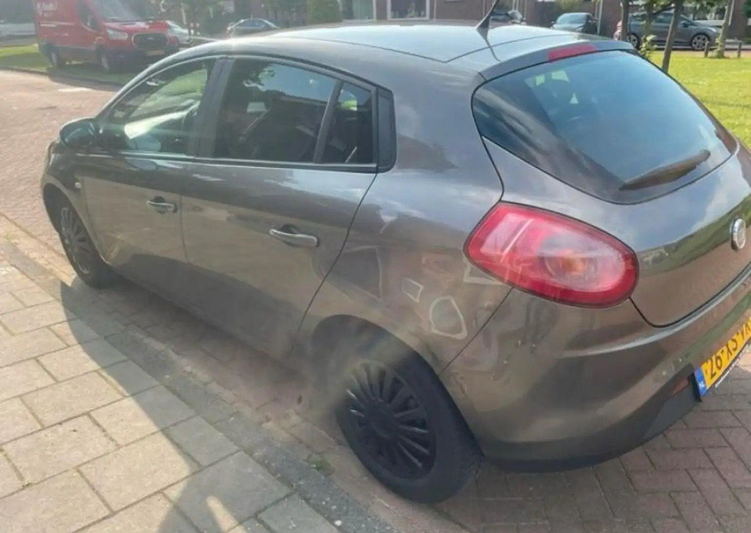 Fiat Bravo 1.4 Dynamic Marrón - 2