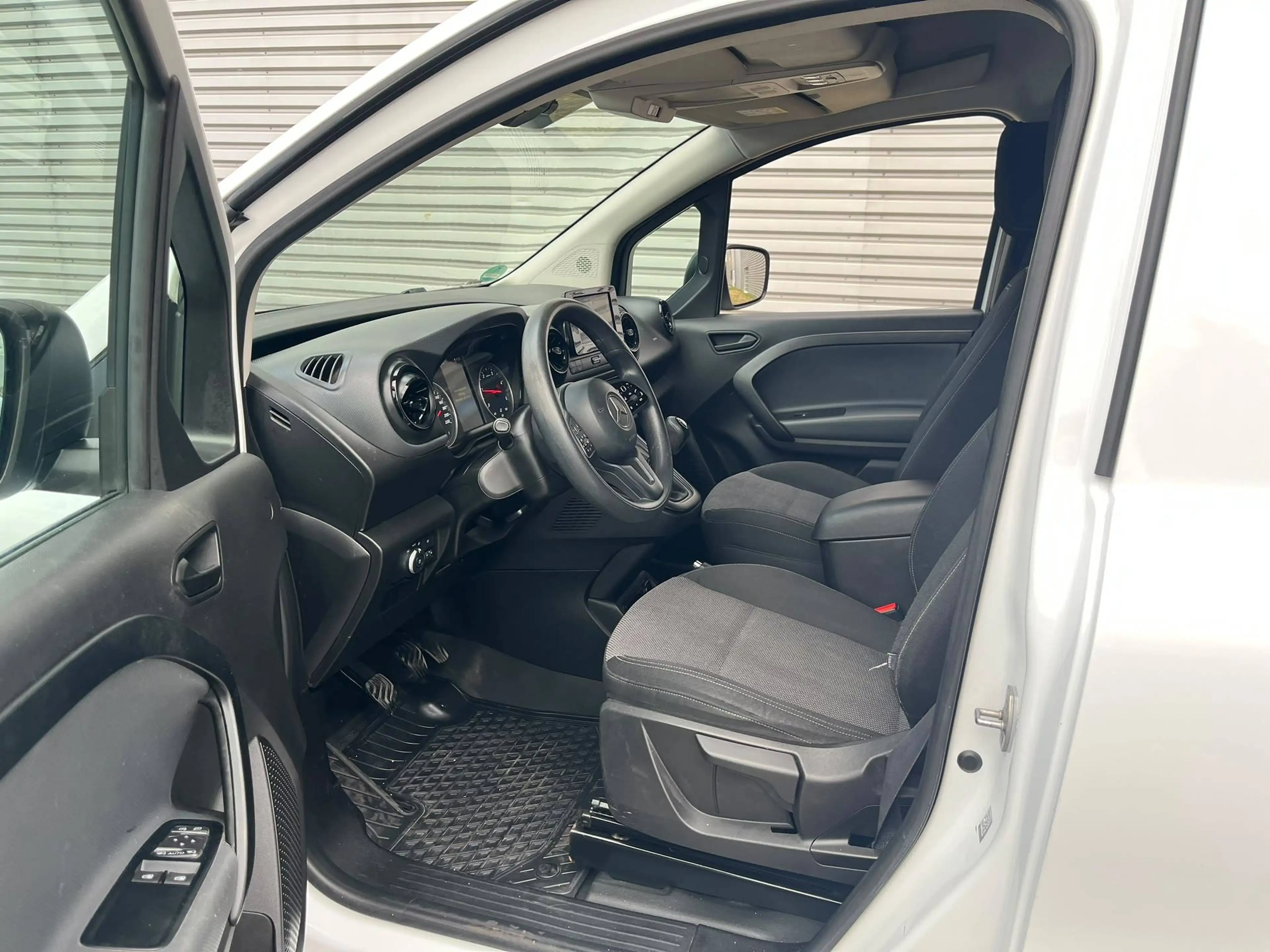 Mercedes-Benz Citan 112 CDI Kasten Klima Navi Kamera ANH — photo 13