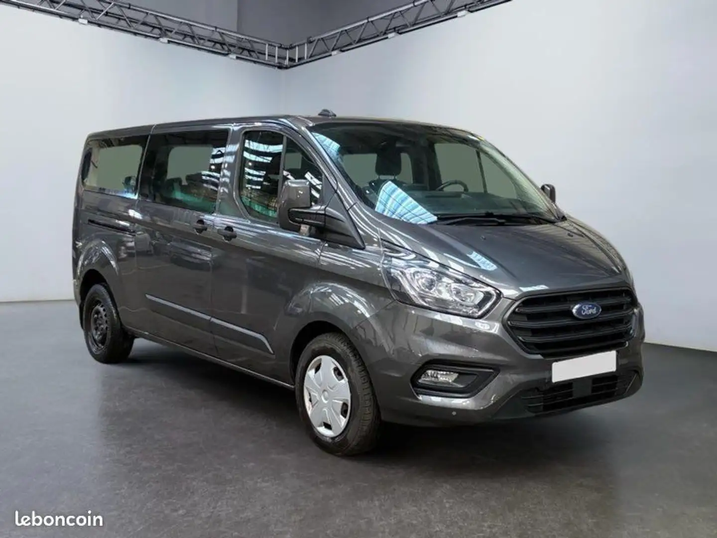 Ford minibus 9pl L2H1 2,0 130ch Trend Business Сірий - 1