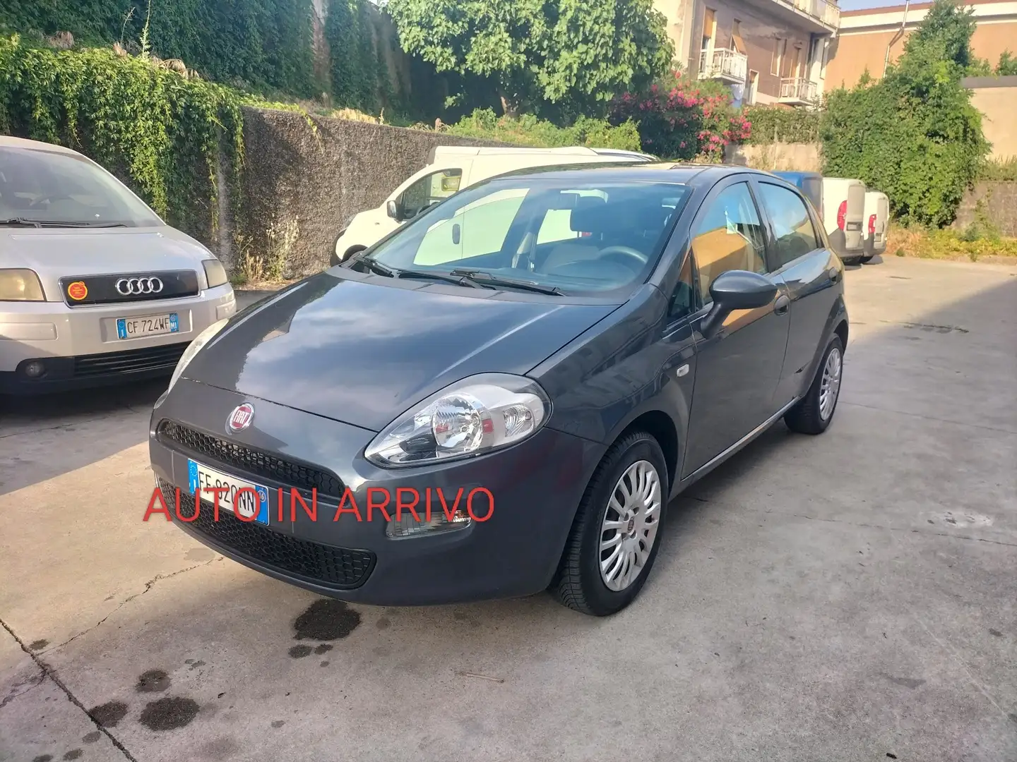 Fiat Grande Punto 5p 1.2 Actual s&s 69cv km 71000 Grigio - 1