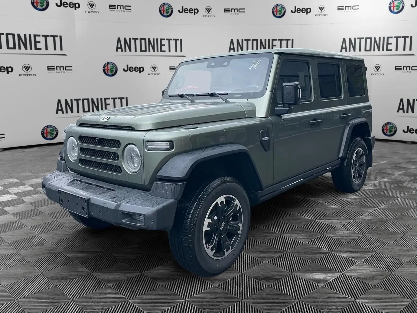 EMC Sonstige 212 2.0 TGDI 8AT 4WD Officer Grün - 1