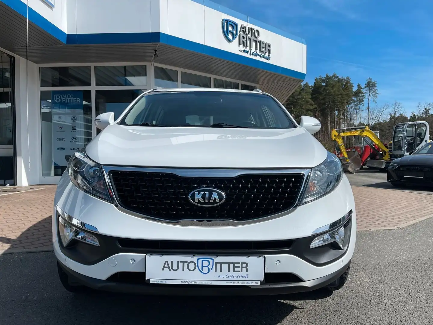 Kia Sportage 1.6 GDI Dream Team Navi|Kamera Weiß - 2