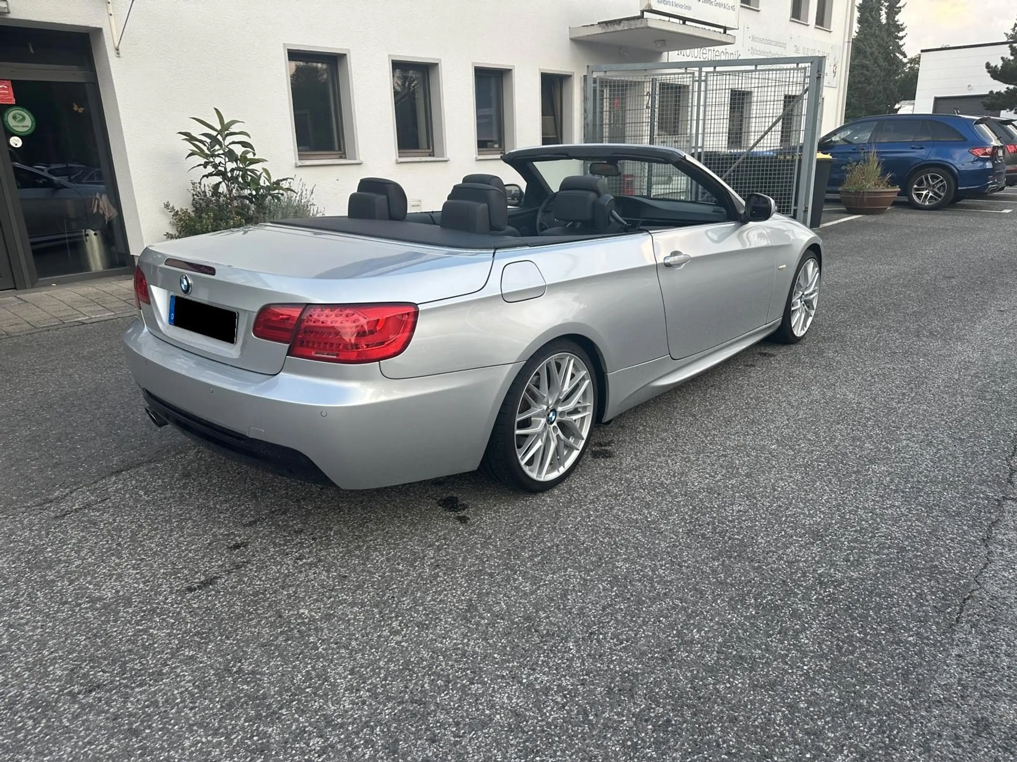 BMW 325 Cabrio 325i *2.HAND*SHZ* — photo 10
