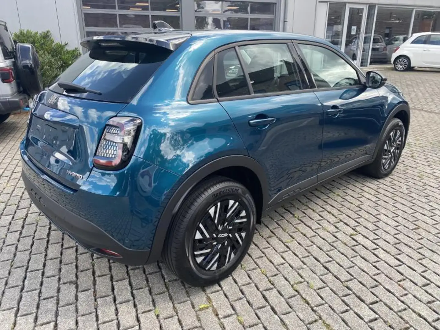 Fiat 600 Hybride automaat Blauw - 2