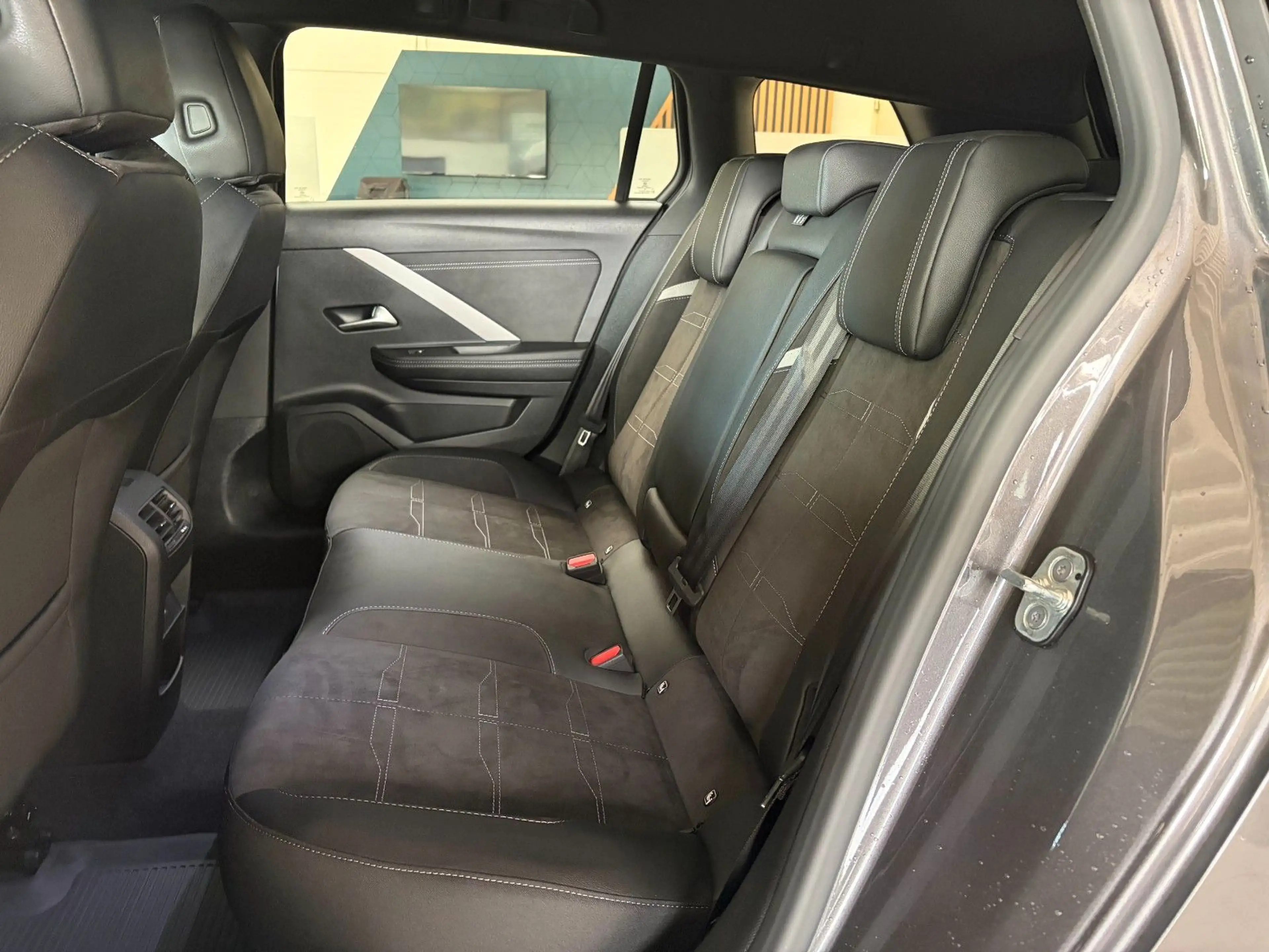 Opel Astra L Sports Tourer GS/ACC/360°/DAB/HUD/MEMORY — photo 8