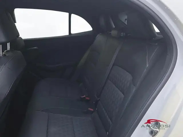 MG MG3 view 10