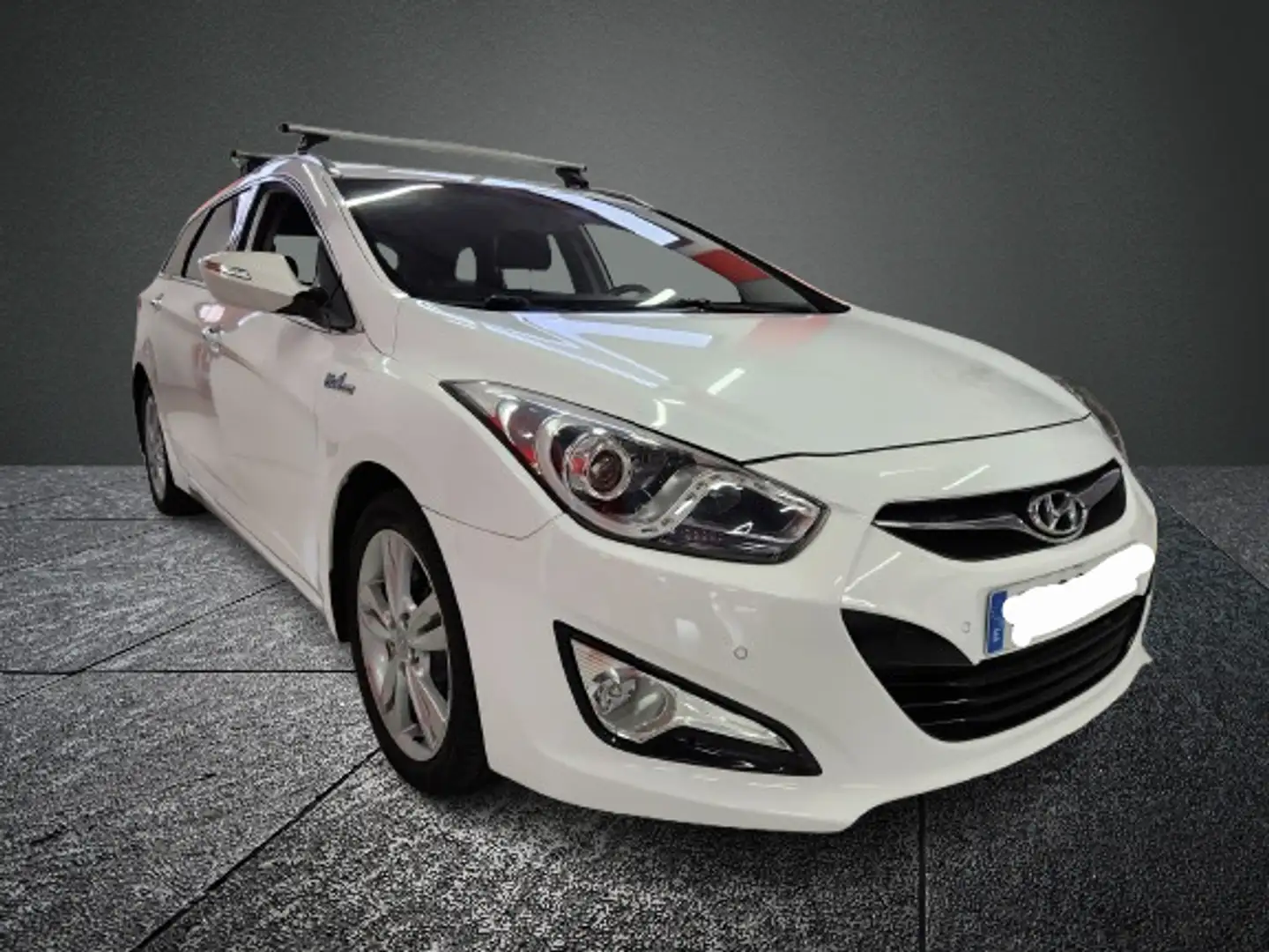 Hyundai i40 CW 1.7CRDI Bluedrive Klass Blanc - 2