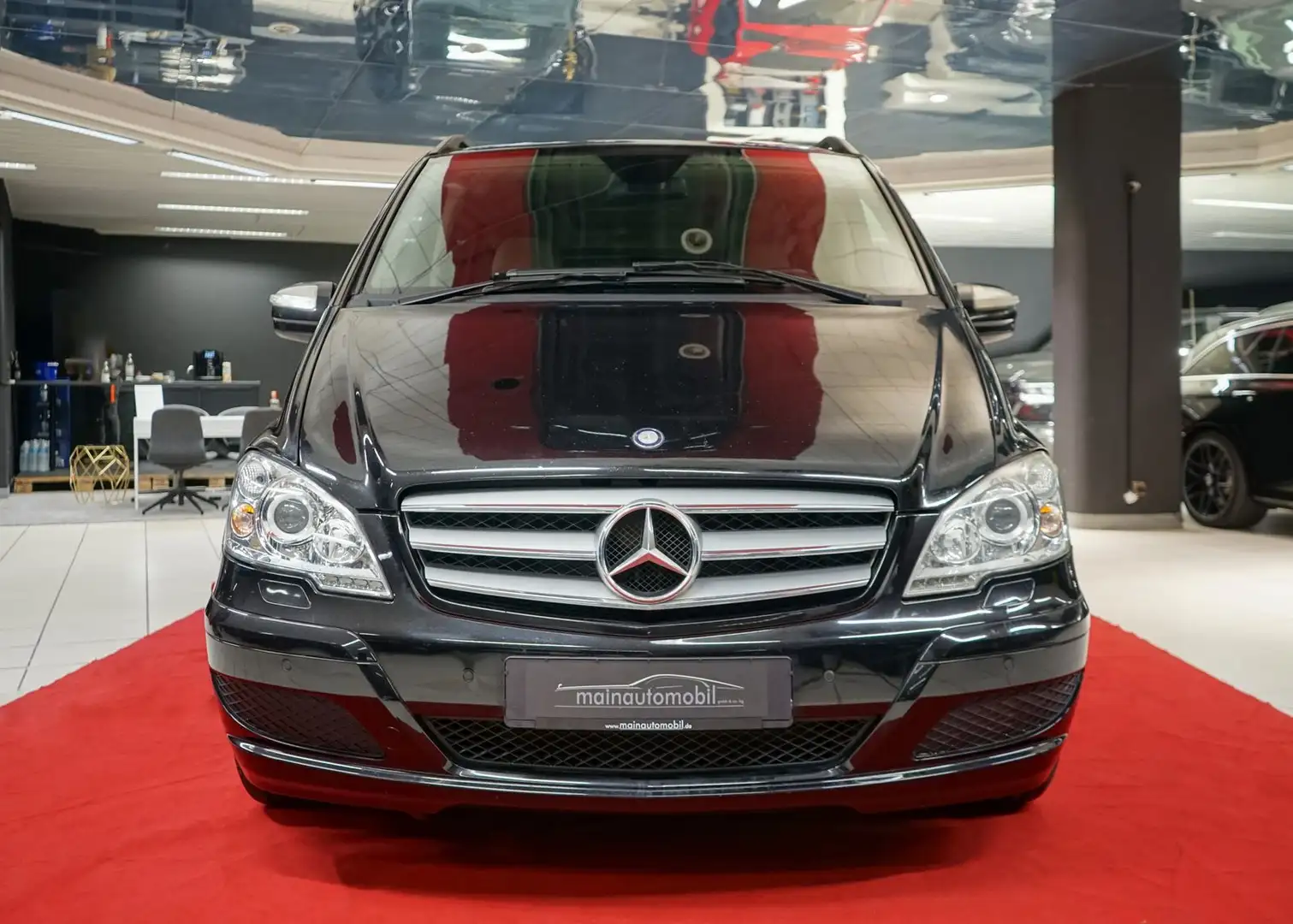 Mercedes-Benz Viano 3.0CDI extralang 8 Sitzer Kamera Xenon PDC Schwarz - 1
