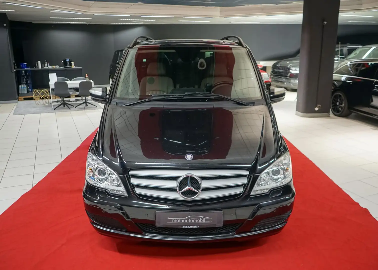 Mercedes-Benz Viano 3.0CDI extralang 8 Sitzer Kamera Xenon PDC Schwarz - 2
