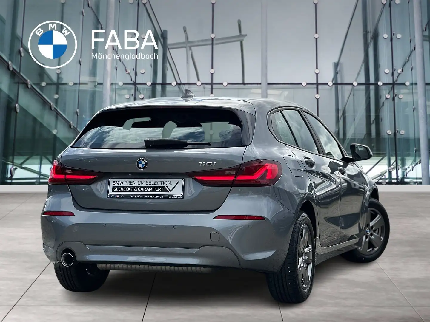 BMW 118 i Advantage DAB LED WLAN Tempomat Shz Grau - 2