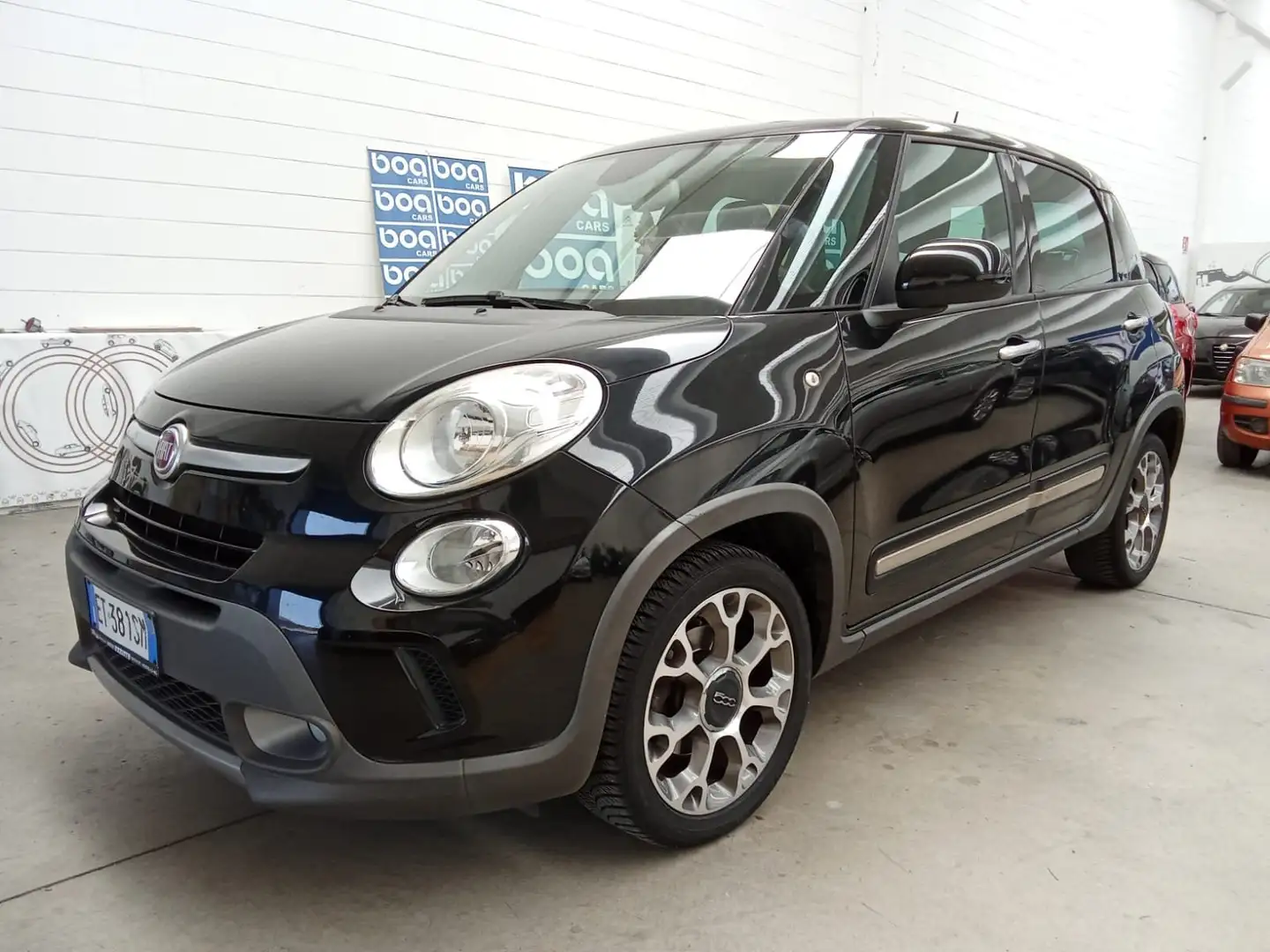 Fiat 500L 1.3 mjt Lounge 85cv Zwart - 1