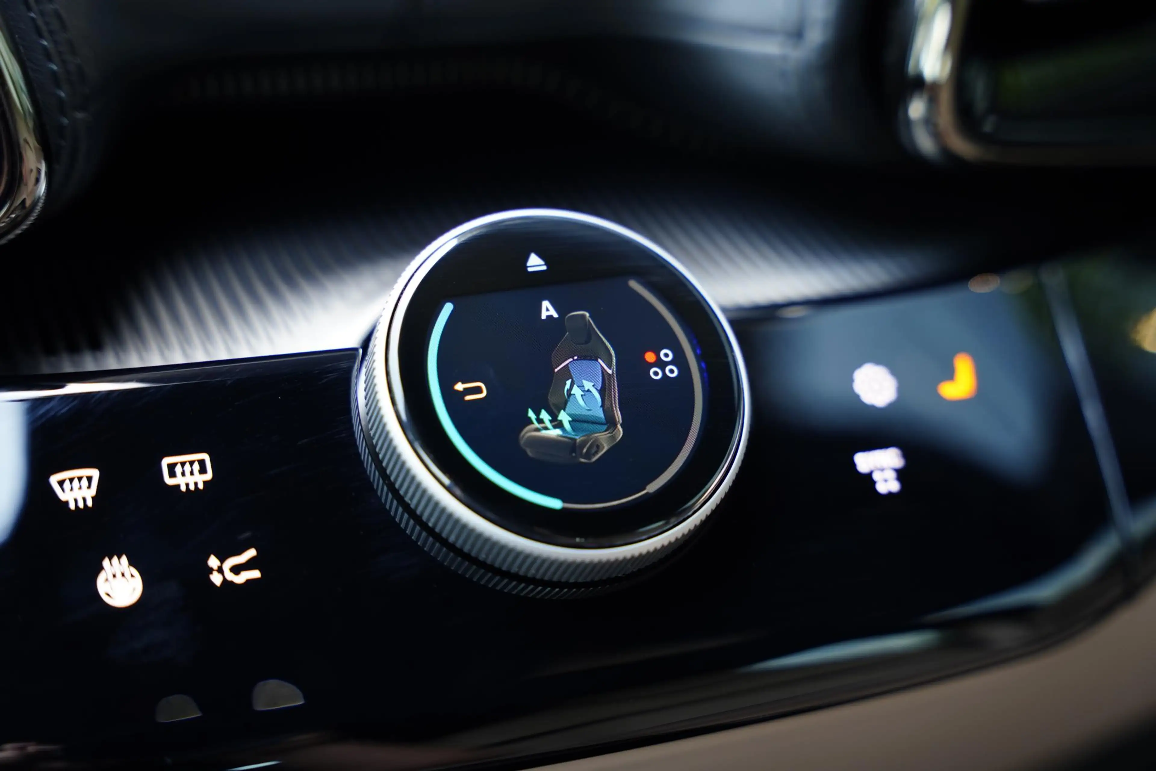 Ferrari Purosangue 6.5 V12 / NL-AUTO / BTW / Carbon / Massage / 8 D.K — photo 19