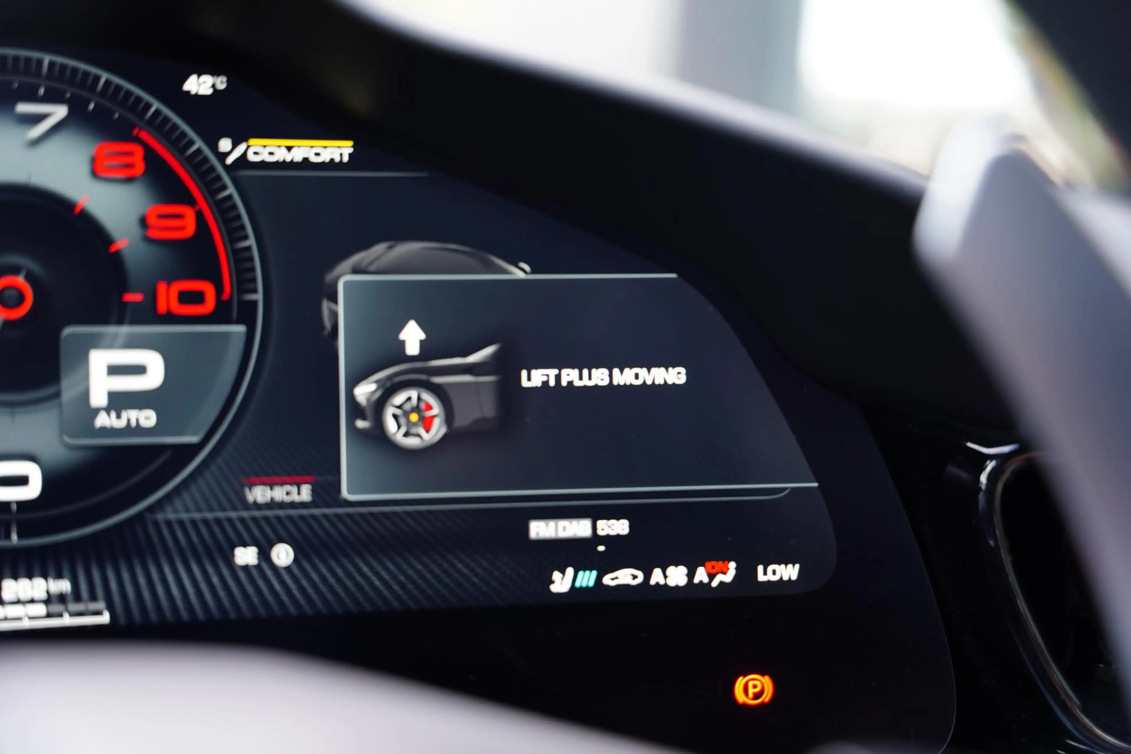 Ferrari Purosangue 6.5 V12 / NL-AUTO / BTW / Carbon / Massage / 8 D.K — photo 15