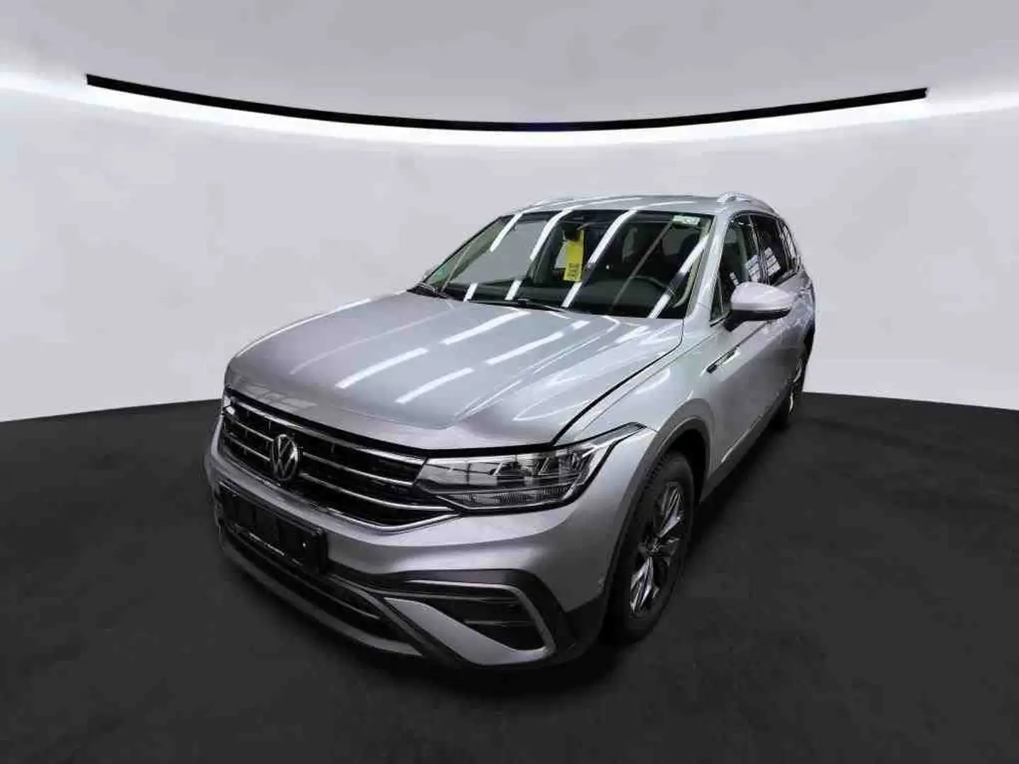 Volkswagen Tiguan Allspace MOVE 4M 2.0 TDI DSG LED AHK RFK Silber - 2